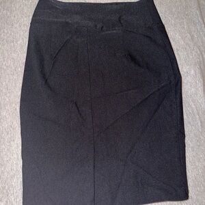 Iz Byer Classic Black Pencil Skirt